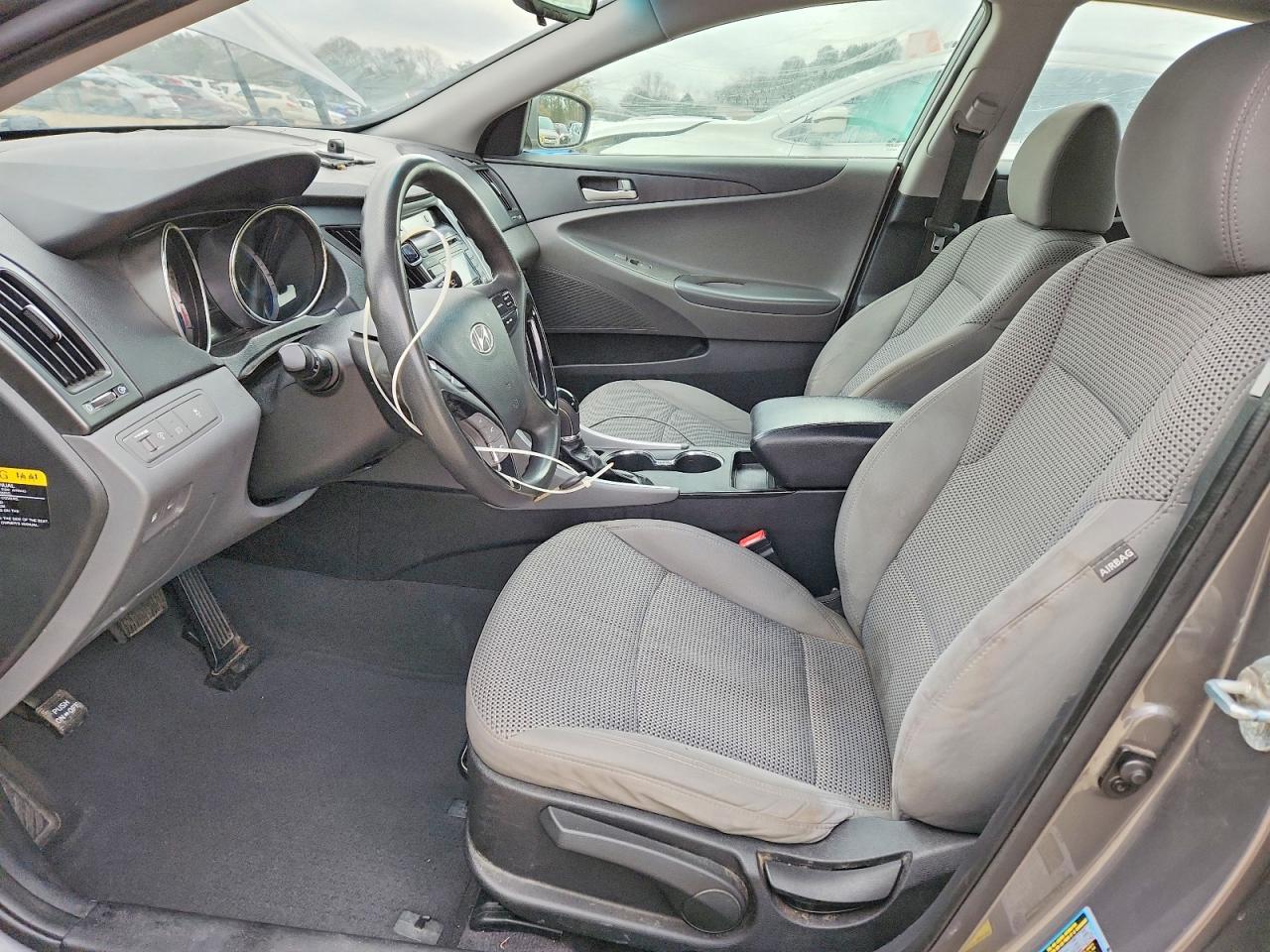 2012 HYUNDAI SONATA GLS photo 7