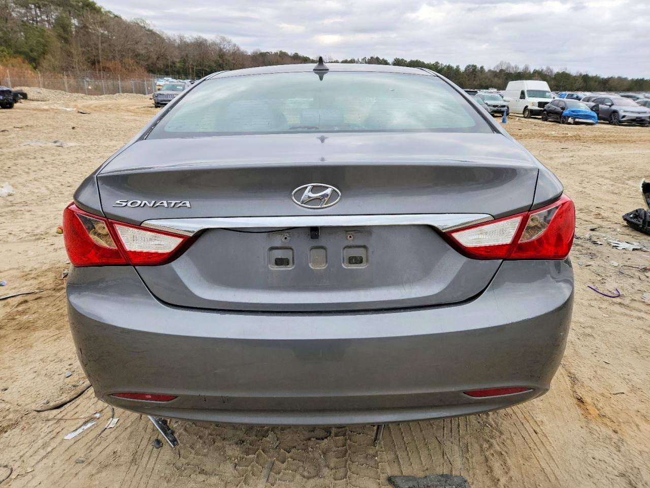 2012 HYUNDAI SONATA GLS photo 6