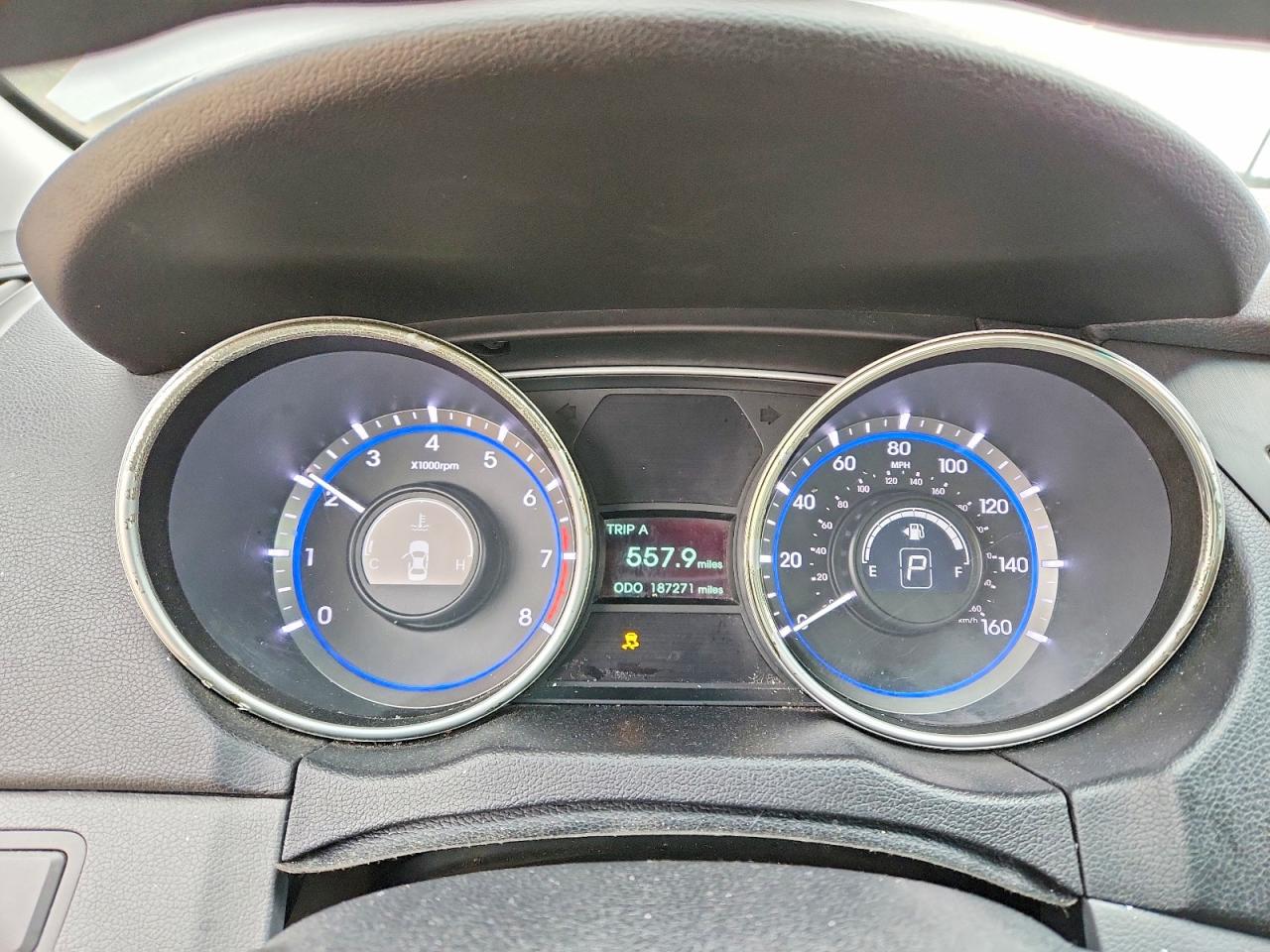 2012 HYUNDAI SONATA GLS photo 9