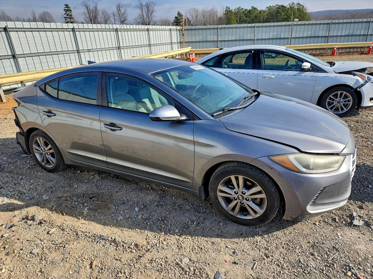 2017 HYUNDAI ELANTRA SE photo 4