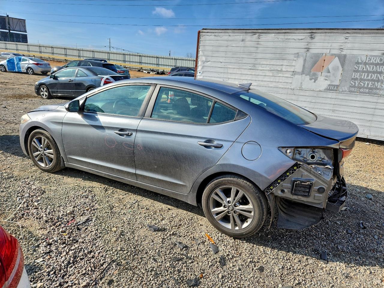 2017 HYUNDAI ELANTRA SE photo 2