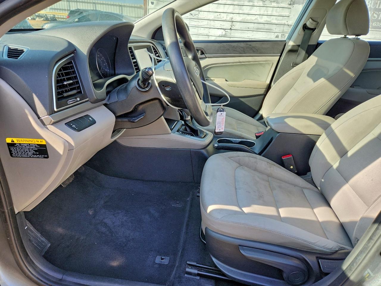 2017 HYUNDAI ELANTRA SE photo 7