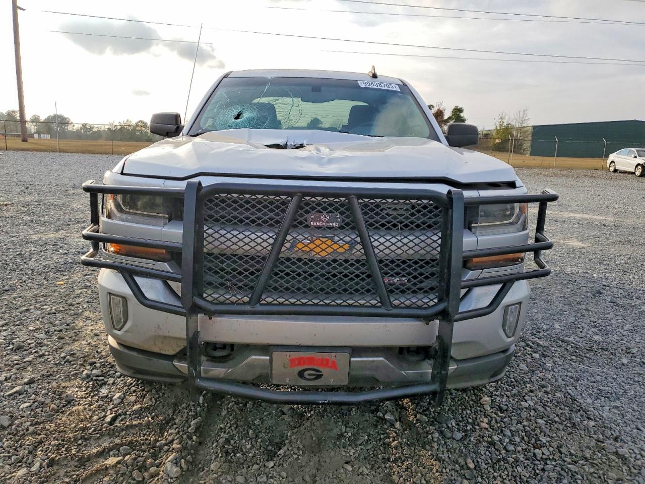 2017 CHEVROLET SILVERADO K1500 LT photo 5