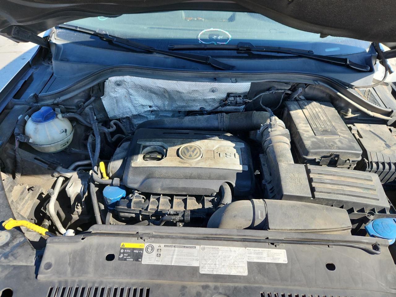 2017 VOLKSWAGEN TIGUAN S photo 12