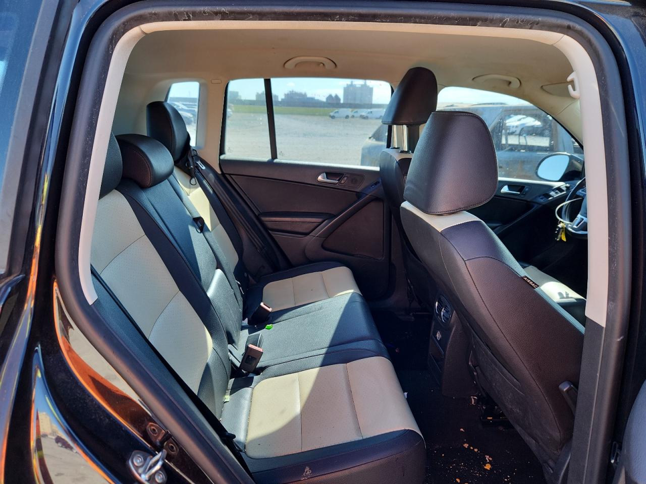 2017 VOLKSWAGEN TIGUAN S photo 11