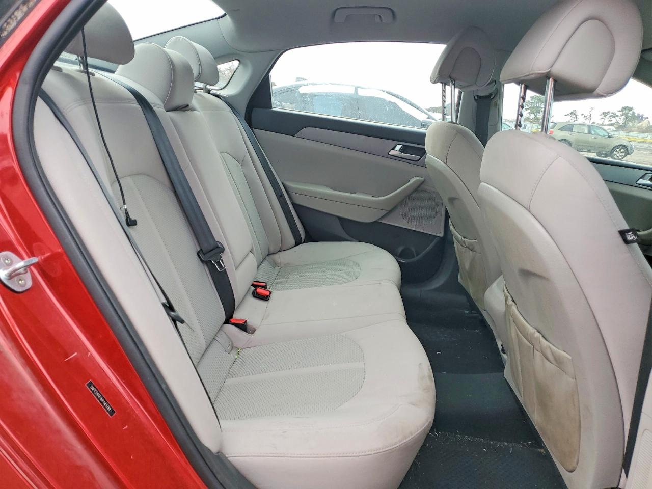 2017 HYUNDAI SONATA SE photo 10