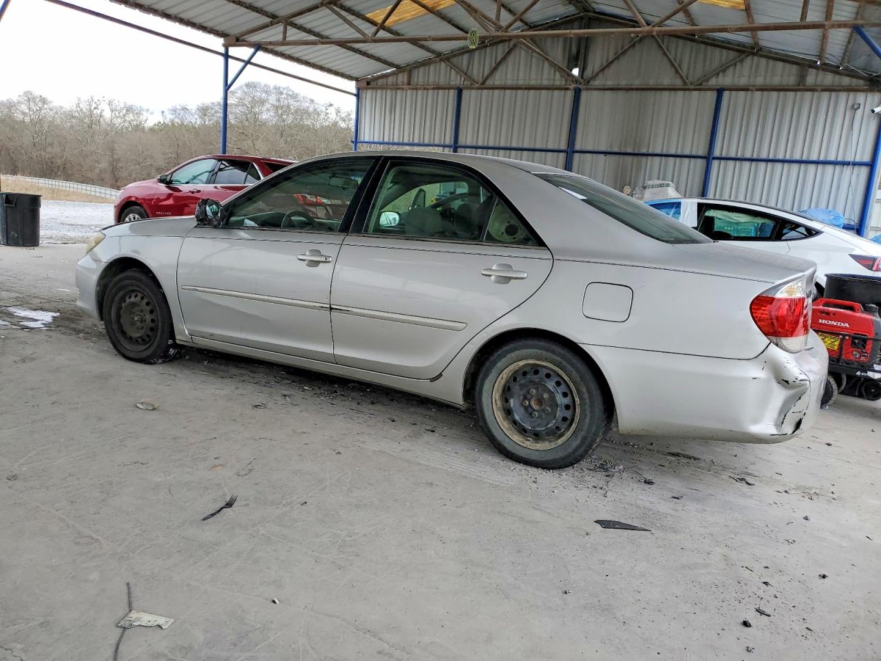 2006 TOYOTA CAMRY LE photo 2