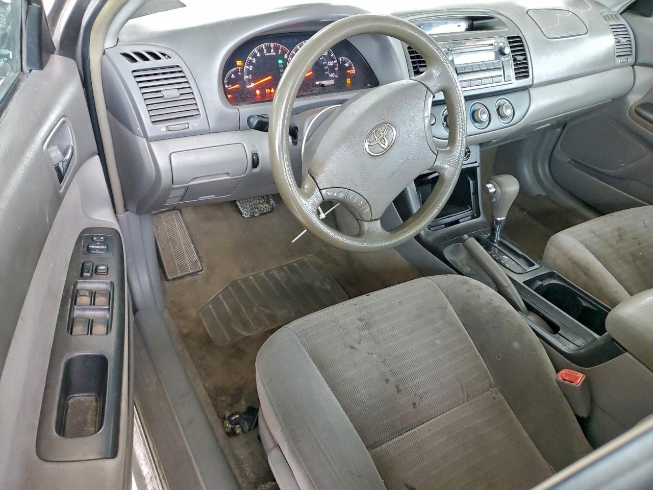 2006 TOYOTA CAMRY LE photo 8