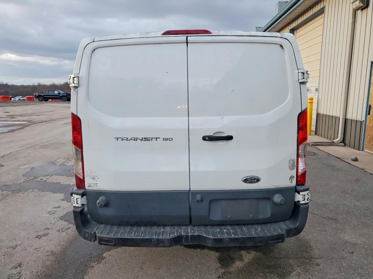 2018 FORD TRANSIT T-150 photo 6