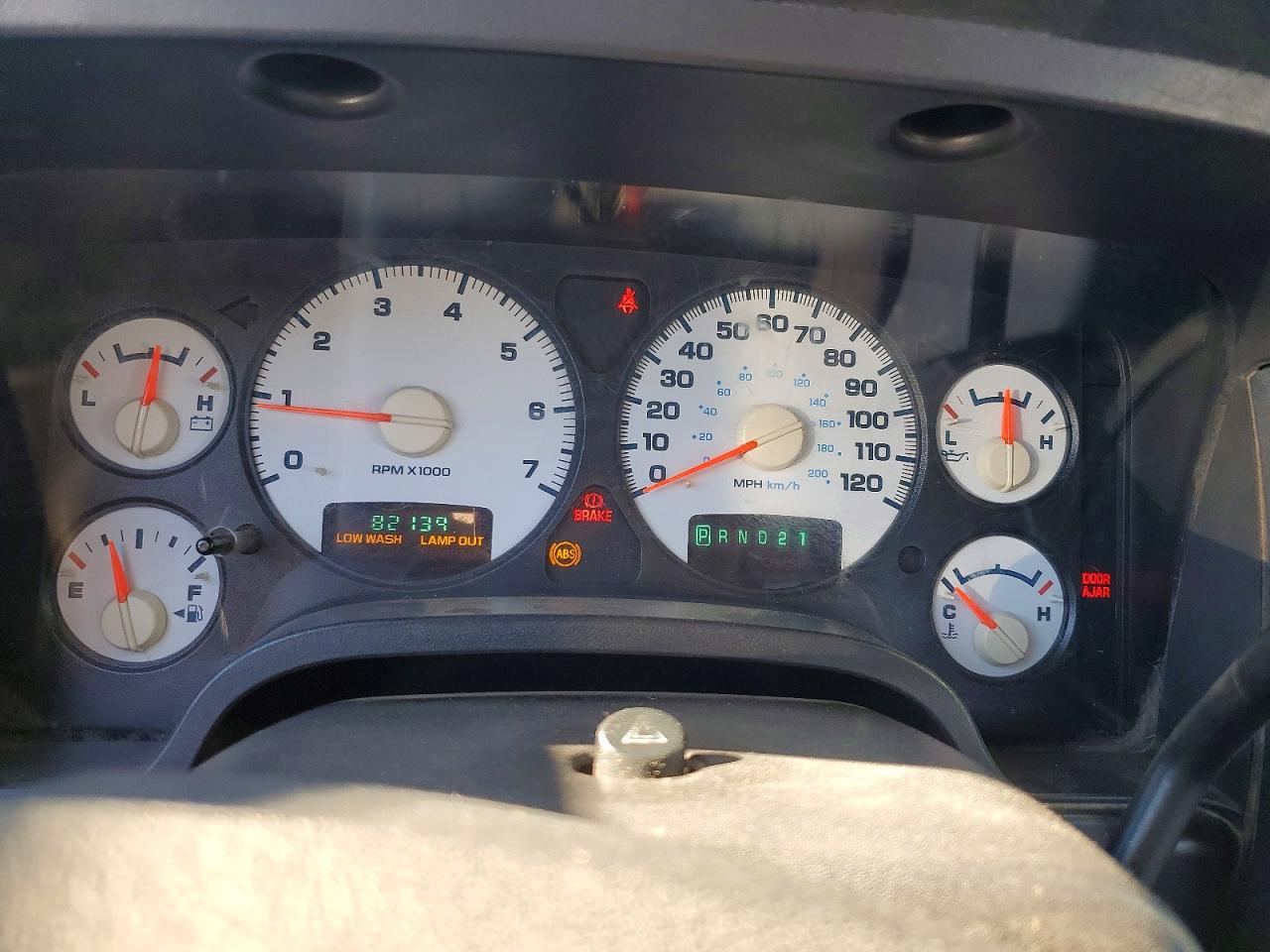 2004 DODGE RAM 1500 ST photo 9
