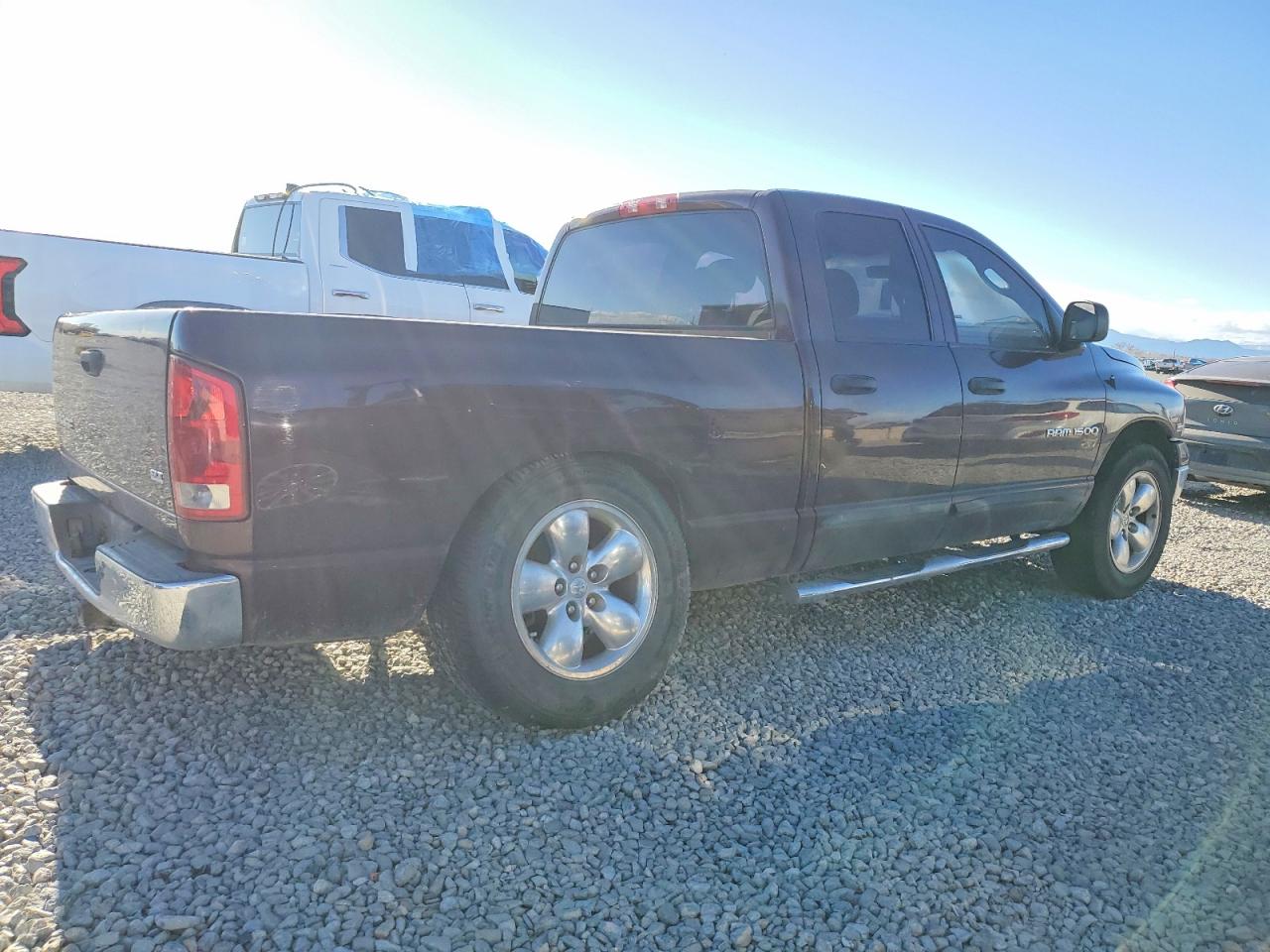 2004 DODGE RAM 1500 ST photo 3