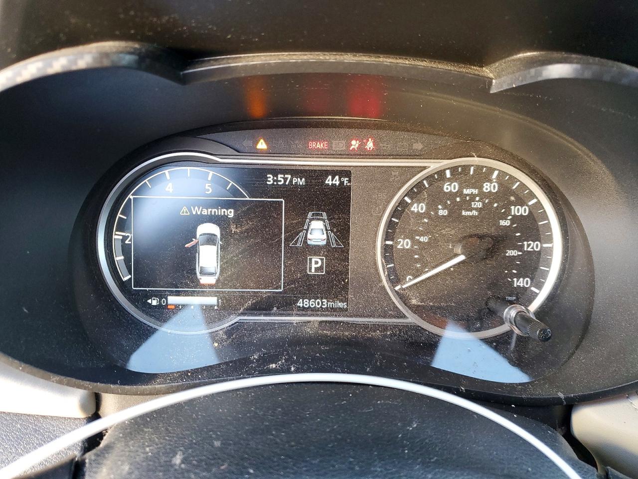 2020 NISSAN VERSA SV photo 17