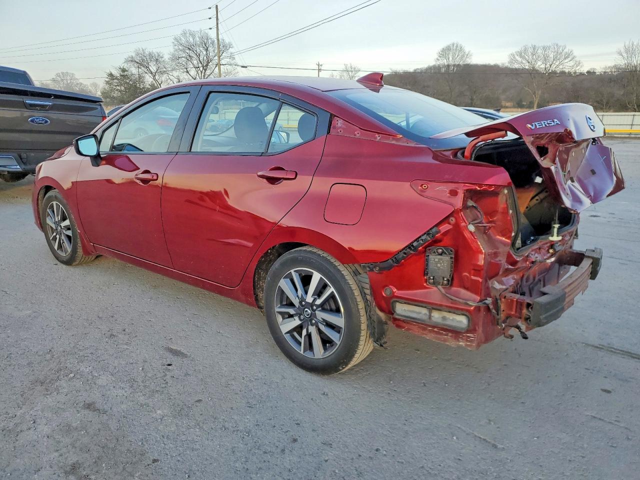 2020 NISSAN VERSA SV photo 3
