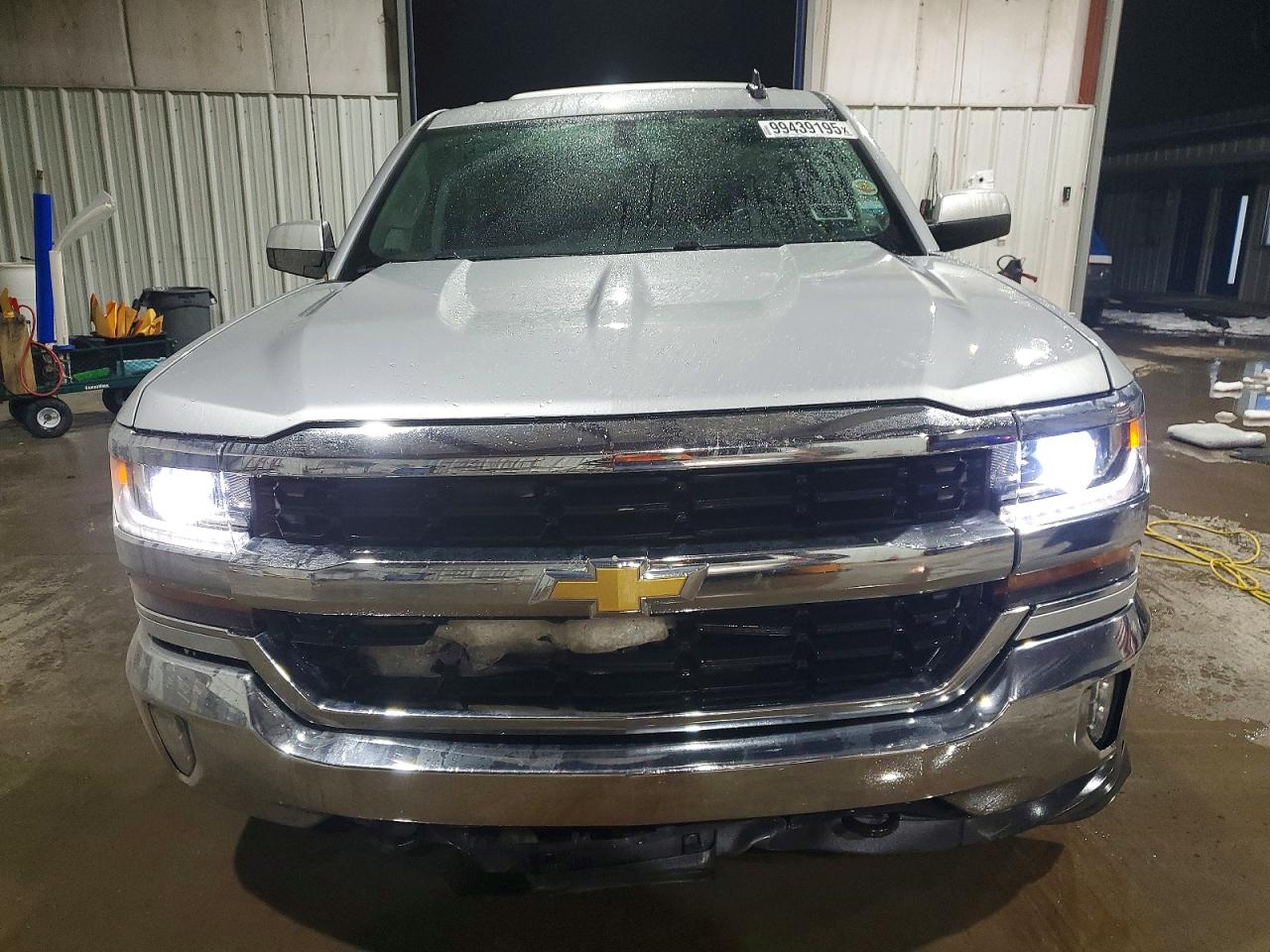 2017 CHEVROLET SILVERADO K1500 LT photo 5