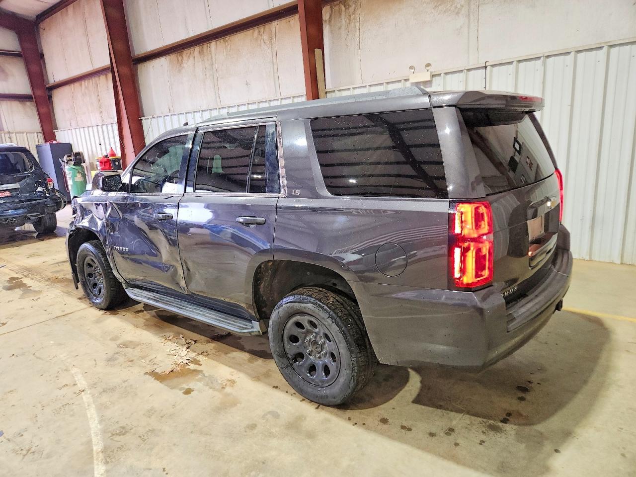 2016 CHEVROLET TAHOE C1500 LS photo 2