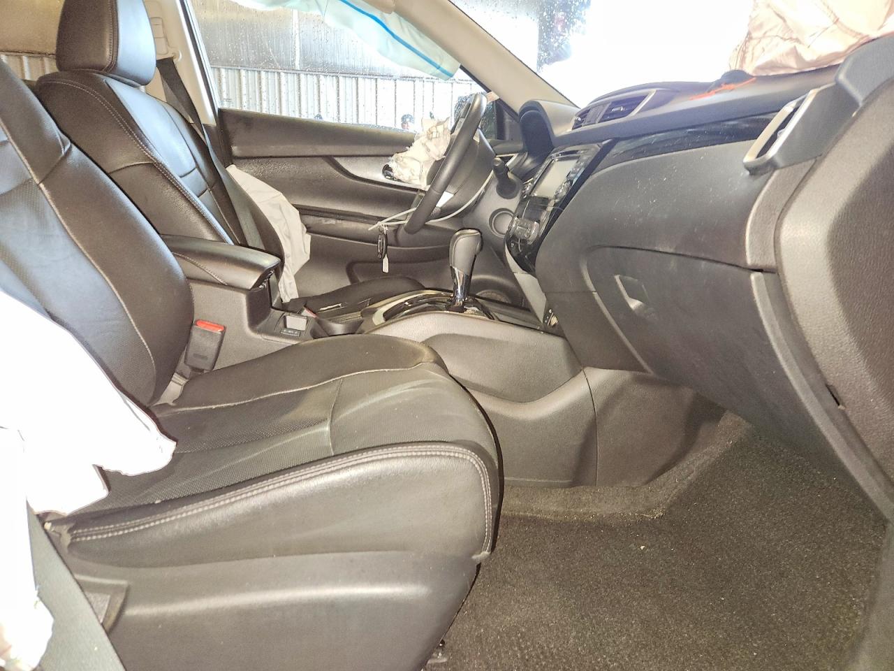2016 NISSAN ROGUE S photo 7