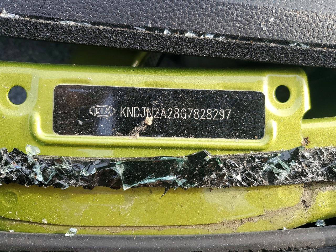 2016 KIA SOUL photo 37