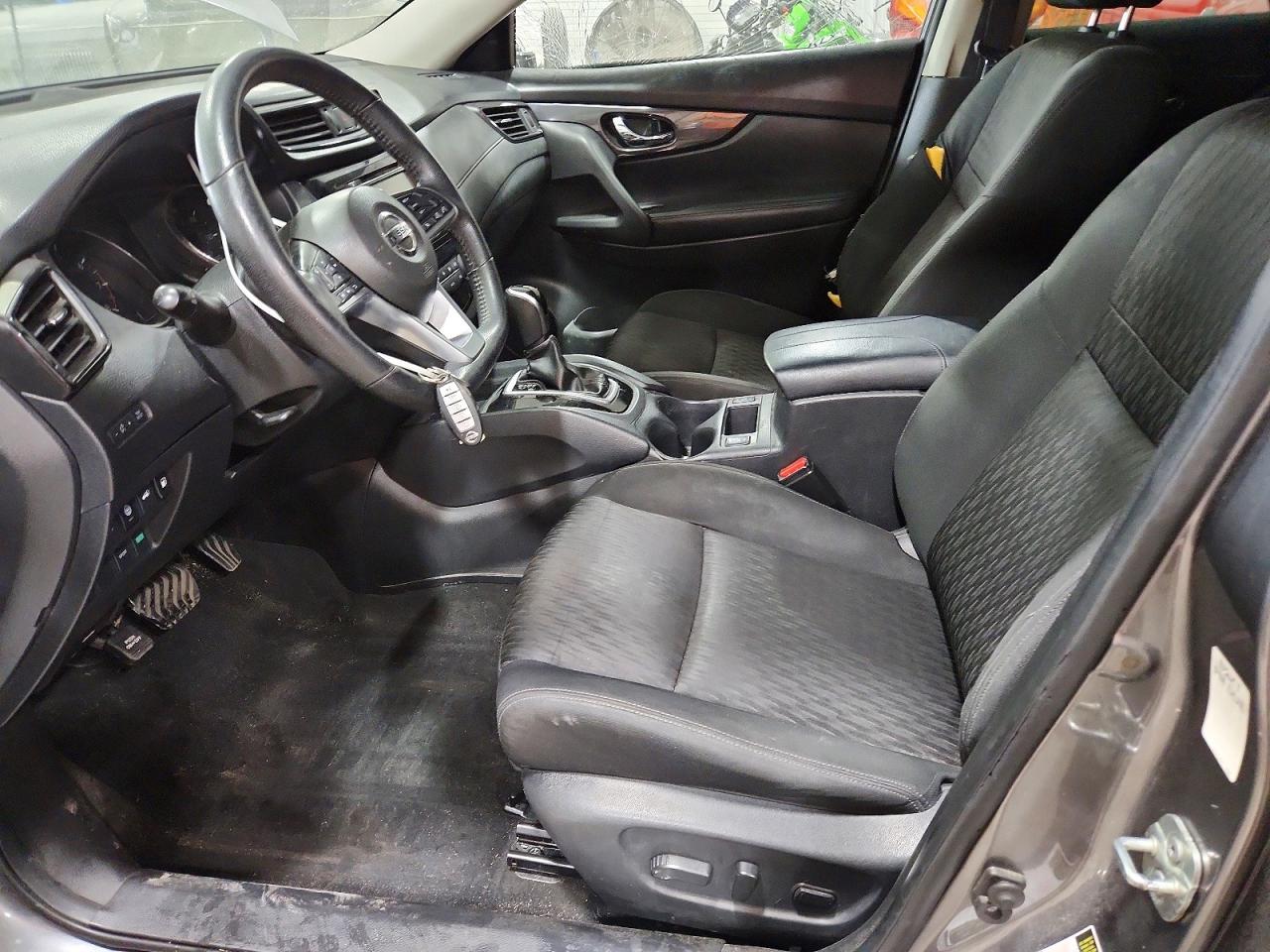 2019 NISSAN ROGUE S photo 7