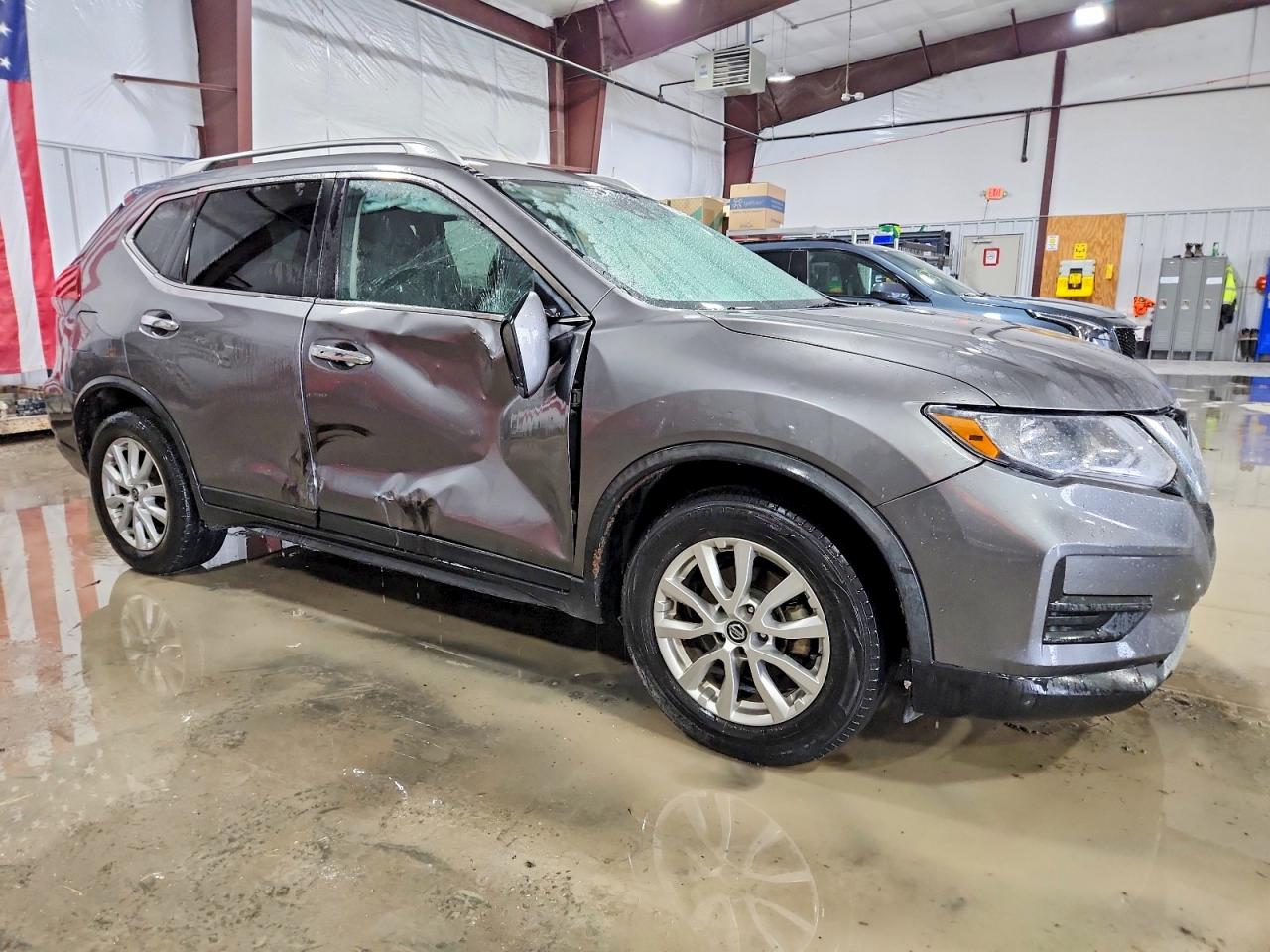 2019 NISSAN ROGUE S photo 4