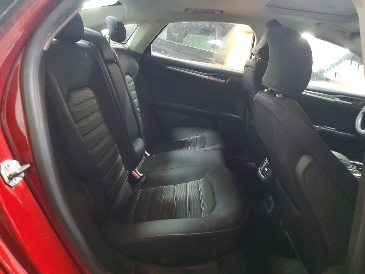 2016 FORD FUSION SE photo 10