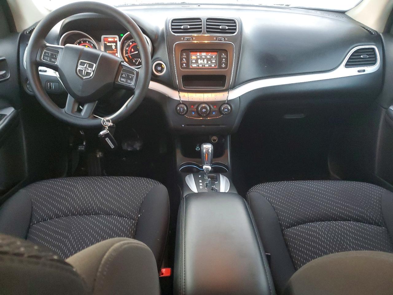 2018 DODGE JOURNEY SE photo 8