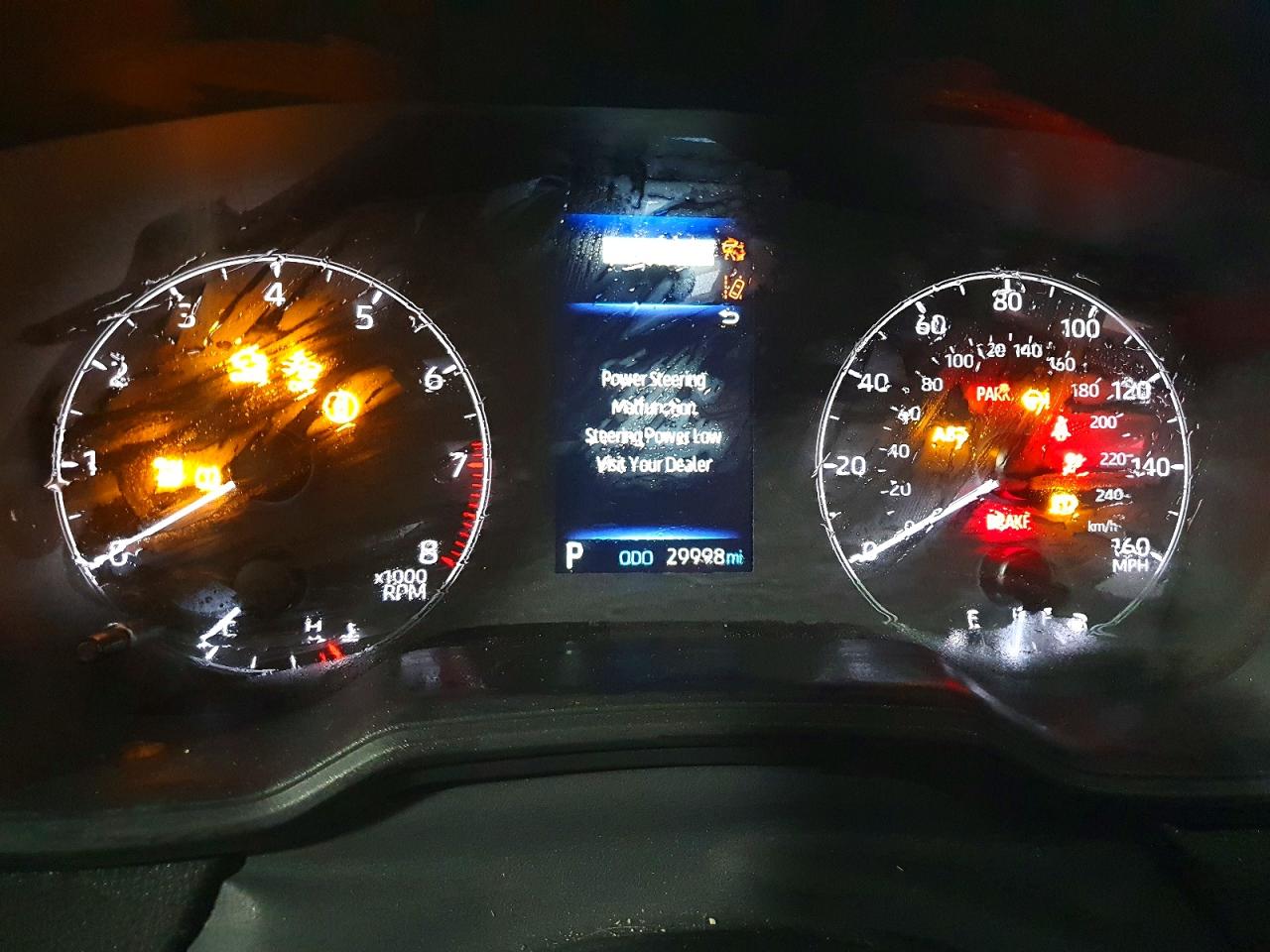 2024 TOYOTA COROLLA CROSS LE photo 9