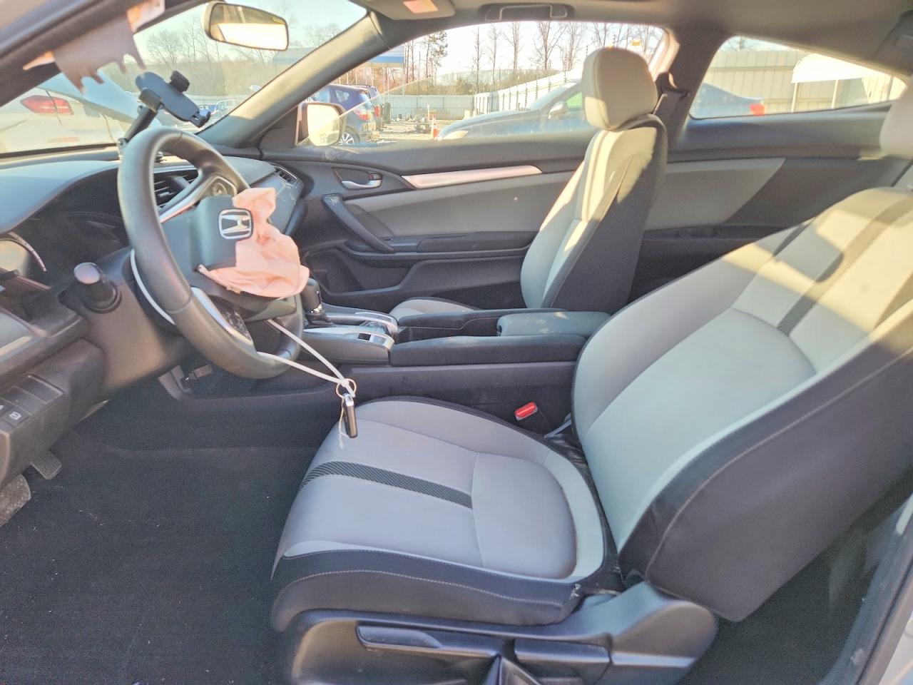 2017 HONDA CIVIC LX photo 7