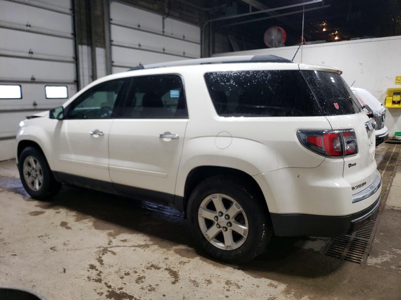 2014 GMC ACADIA SLE photo 2