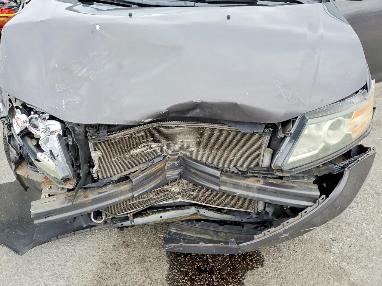 2014 HONDA ODYSSEY EXL photo 12