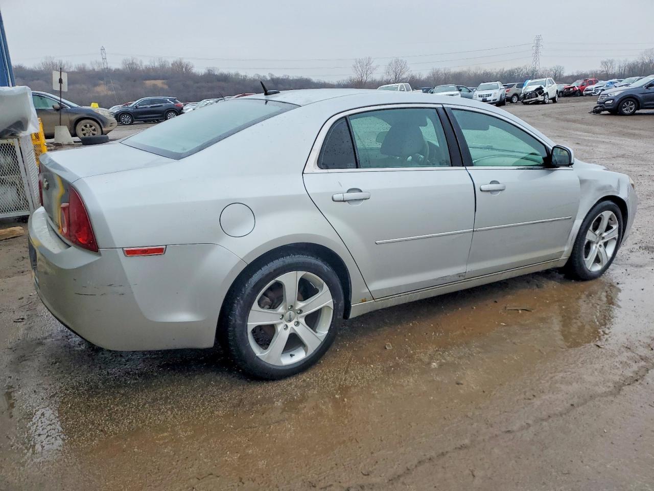 2011 CHEVROLET MALIBU 1LT photo 3