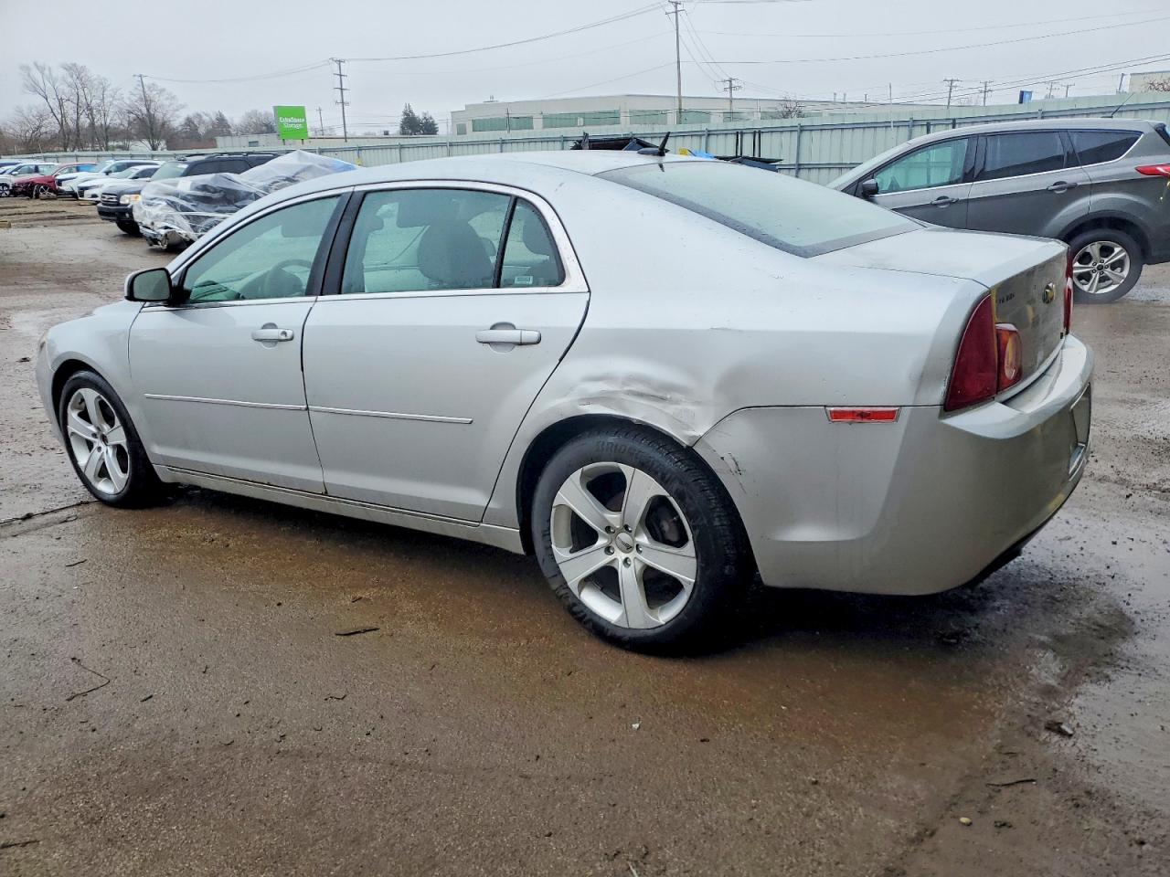 2011 CHEVROLET MALIBU 1LT photo 2