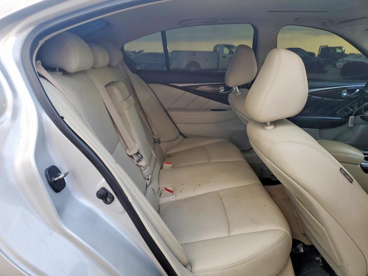 2018 INFINITI Q50 LUXE photo 10