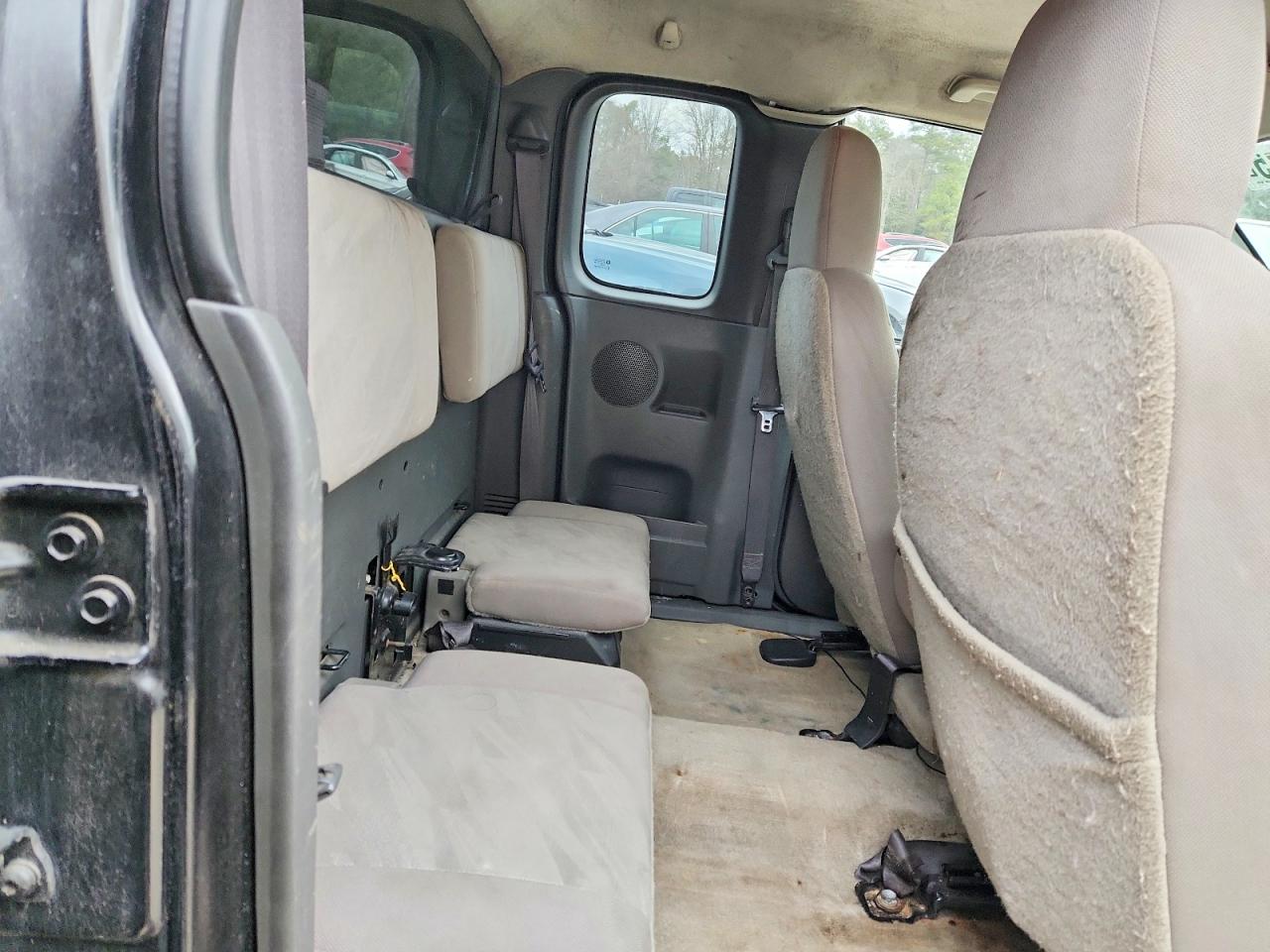 2005 CHEVROLET COLORADO photo 19