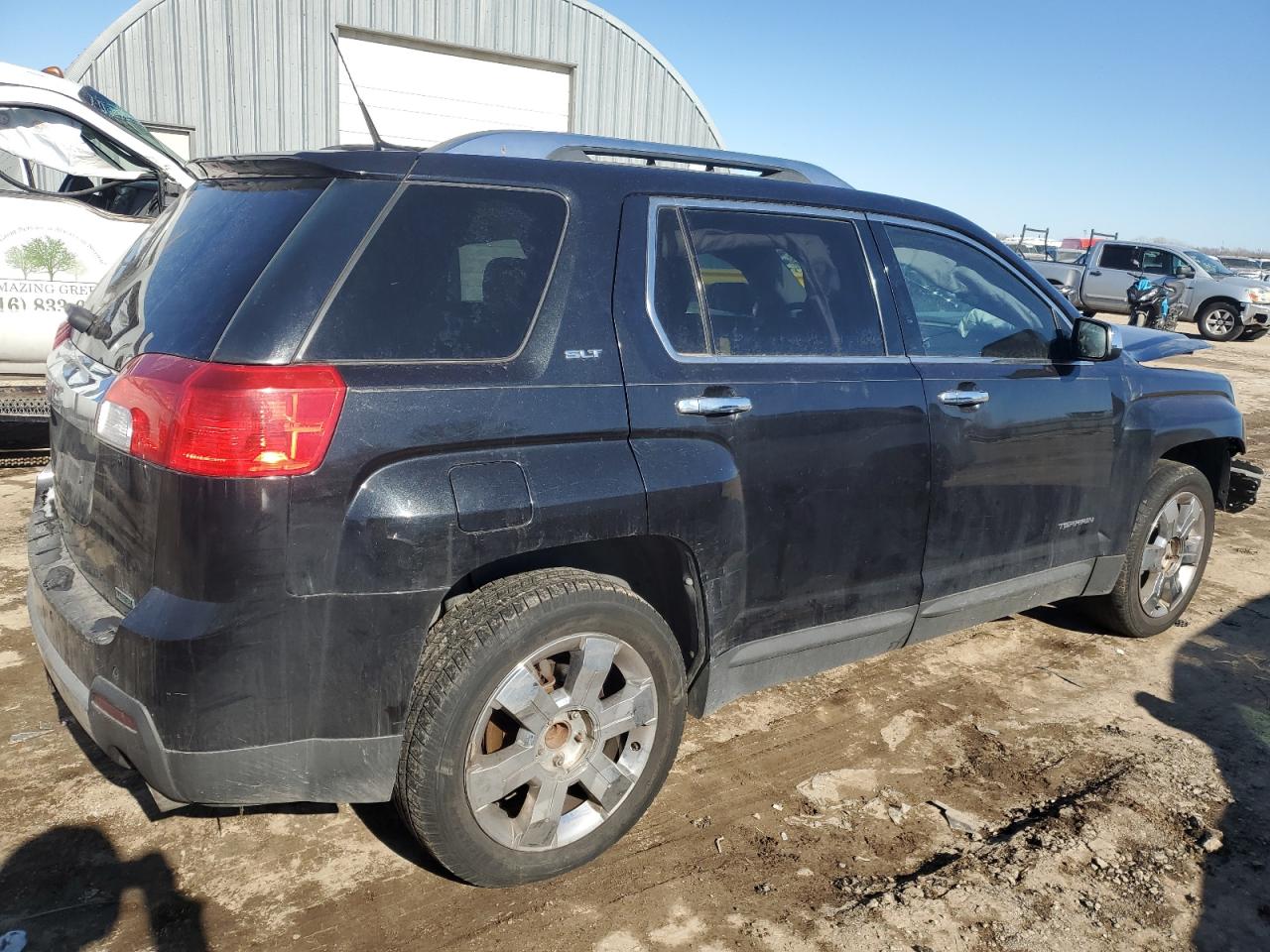 2011 GMC TERRAIN SLT photo 3