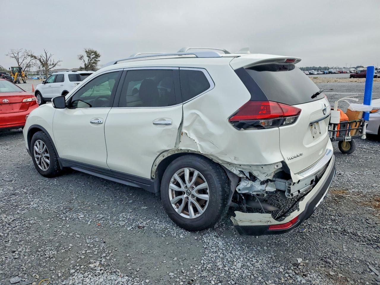 2020 NISSAN ROGUE S photo 2