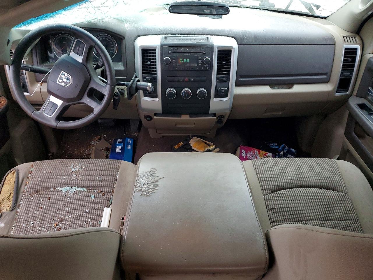 2010 DODGE RAM 1500 photo 8
