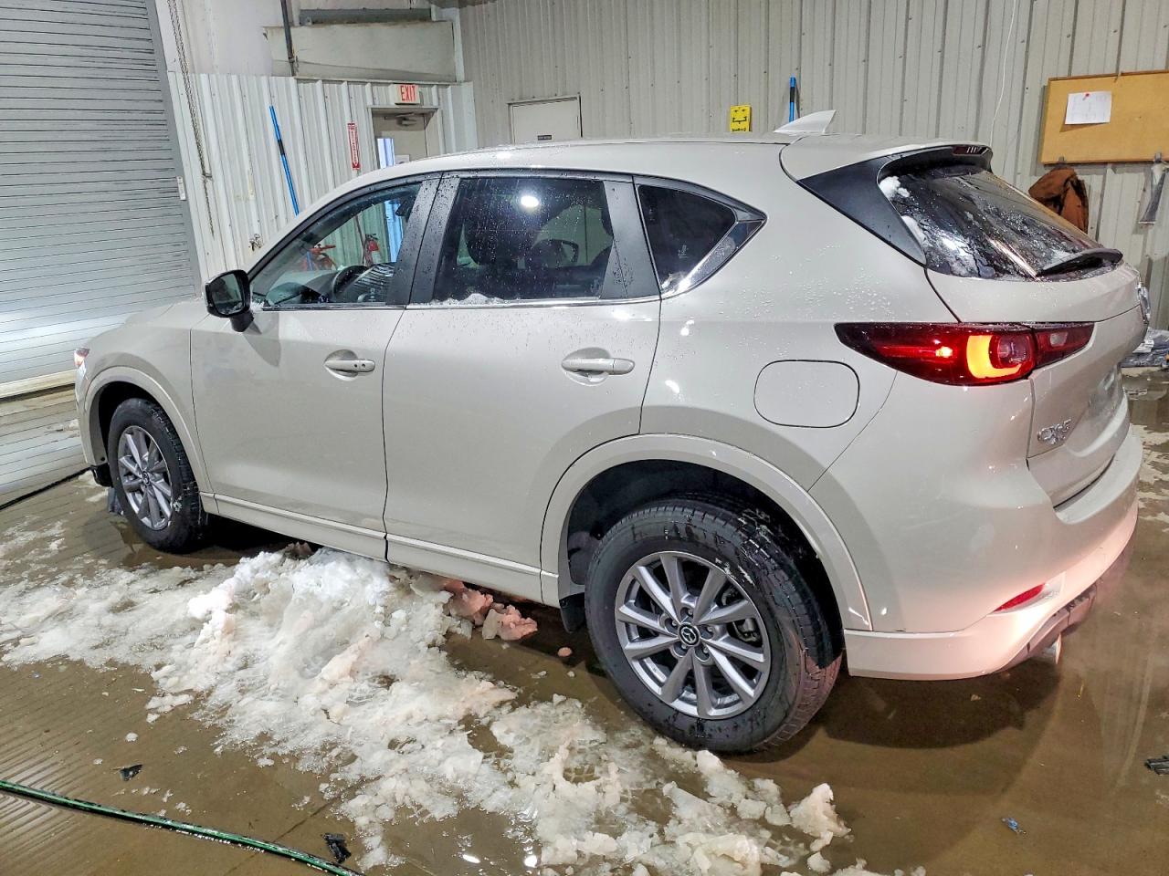 2025 MAZDA CX-5 PREFERRED photo 2
