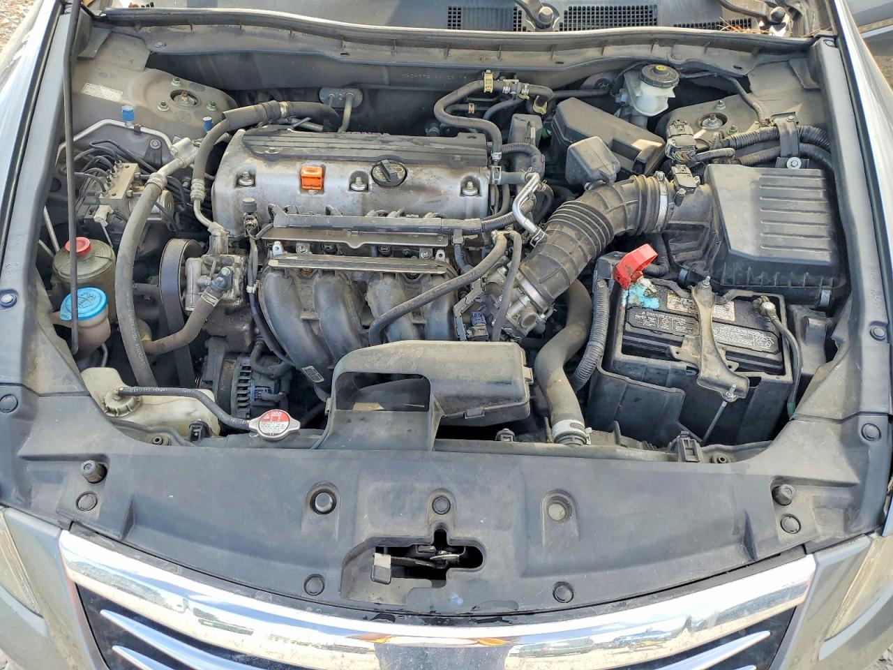 2012 HONDA ACCORD LX photo 11