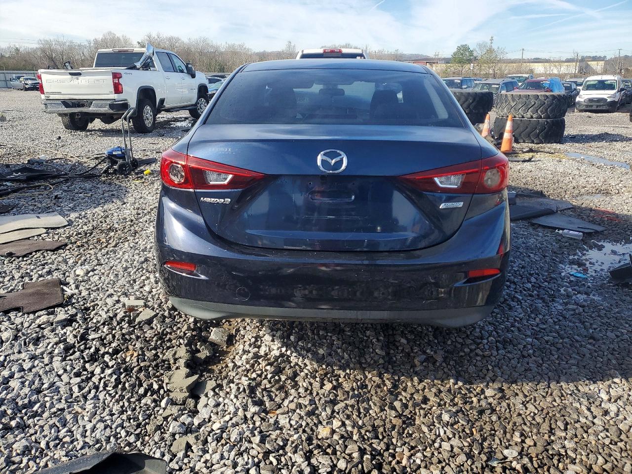 2014 MAZDA 3 SV photo 6