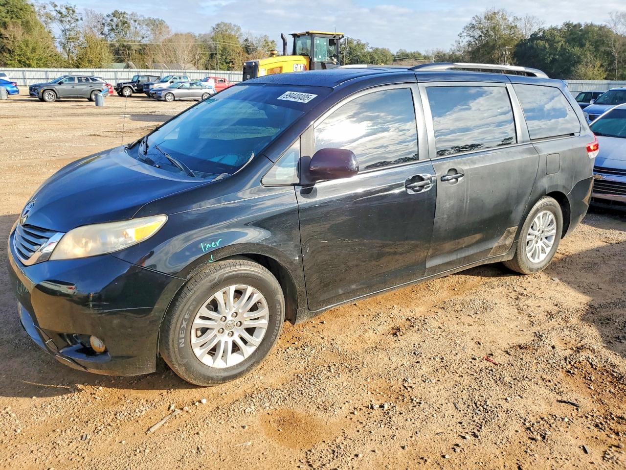 2013 TOYOTA SIENNA