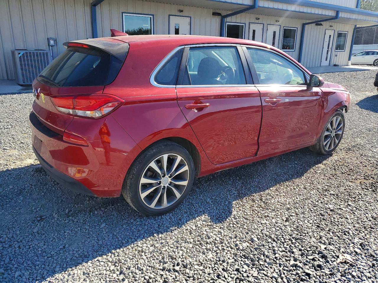 2019 HYUNDAI ELANTRA photo 3