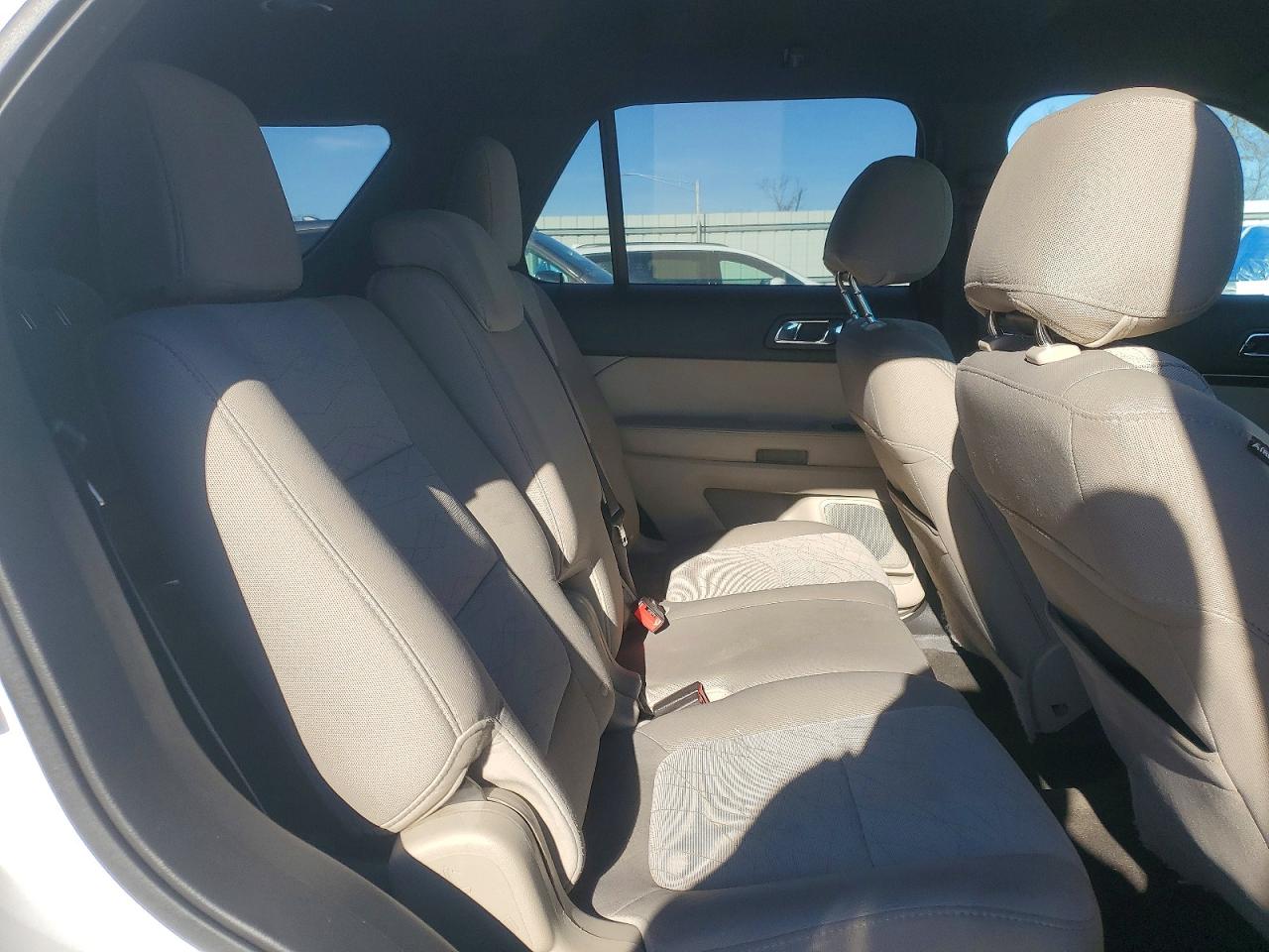 2013 FORD EXPLORER photo 19