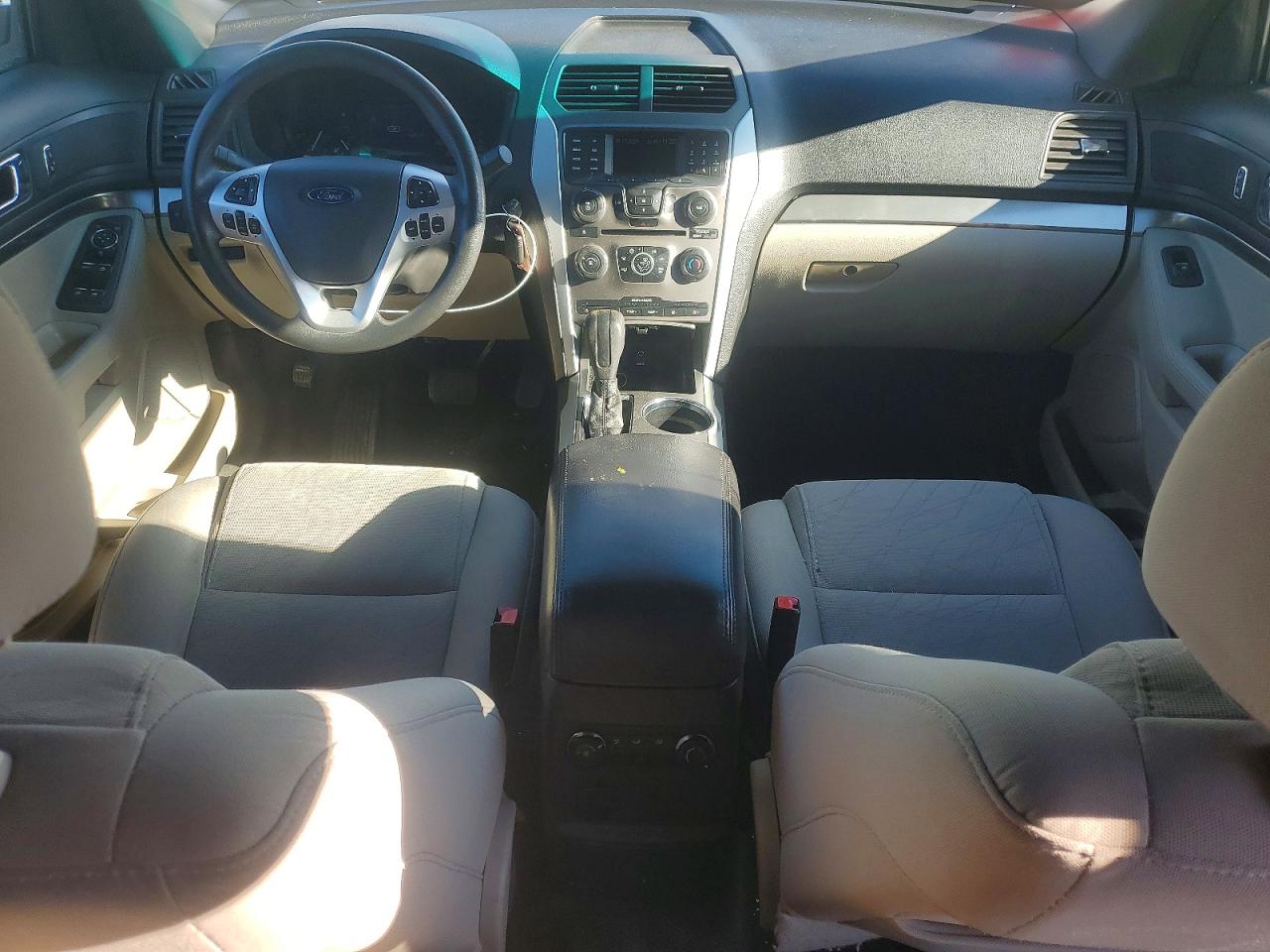 2013 FORD EXPLORER photo 15