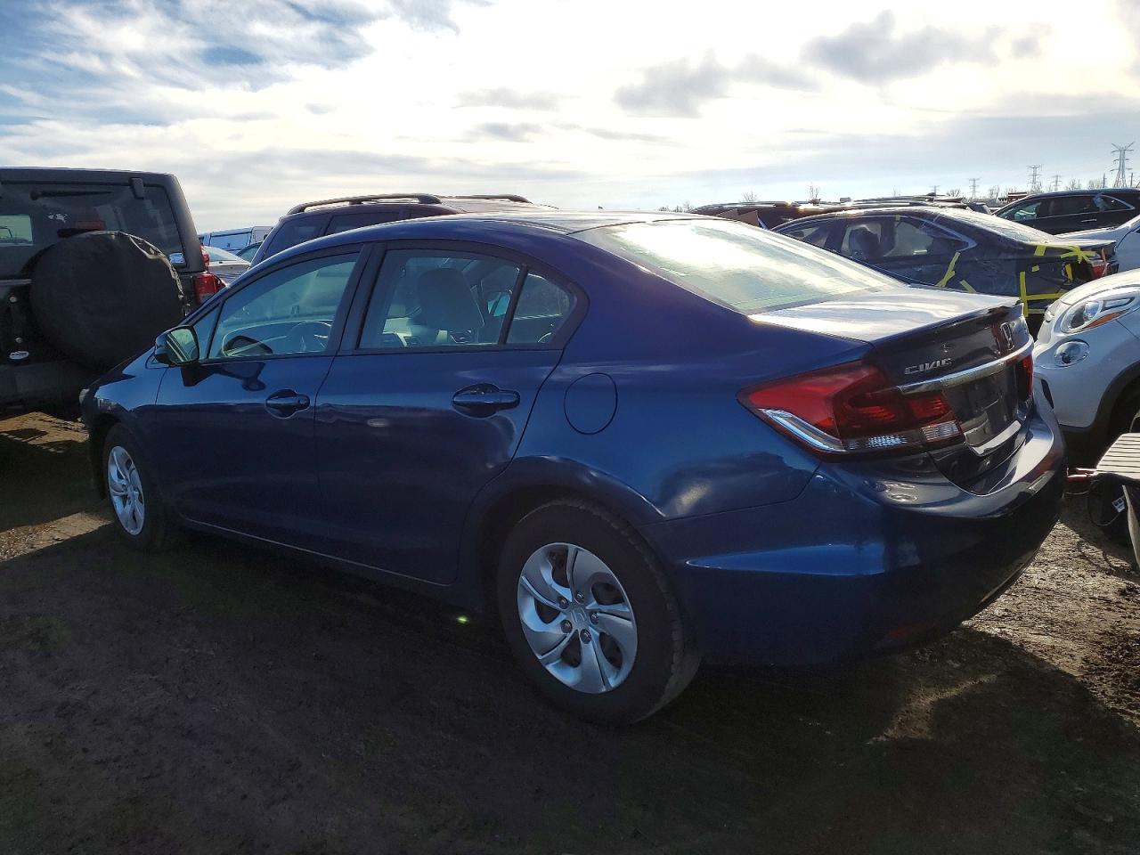 2013 HONDA CIVIC LX photo 2
