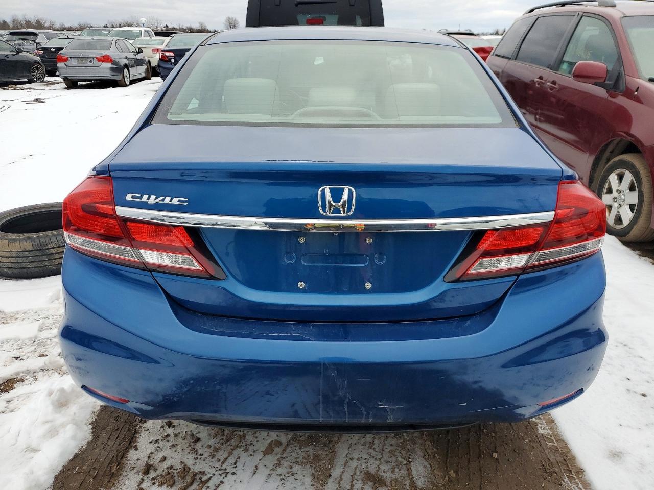 2013 HONDA CIVIC LX photo 6