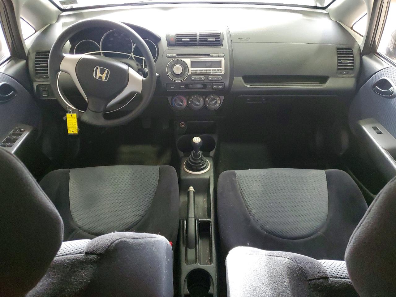 2007 HONDA FIT photo 8