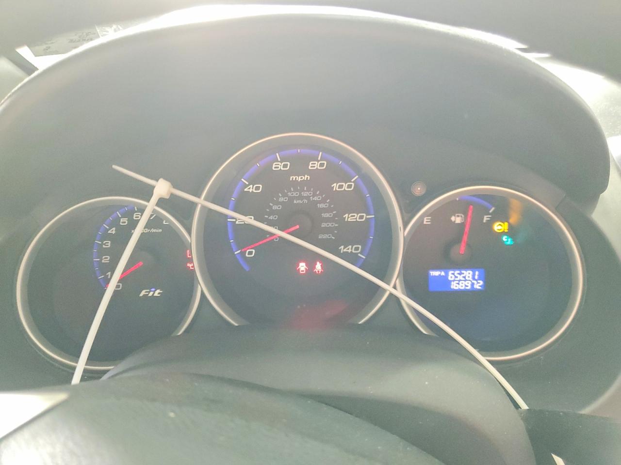 2007 HONDA FIT photo 9