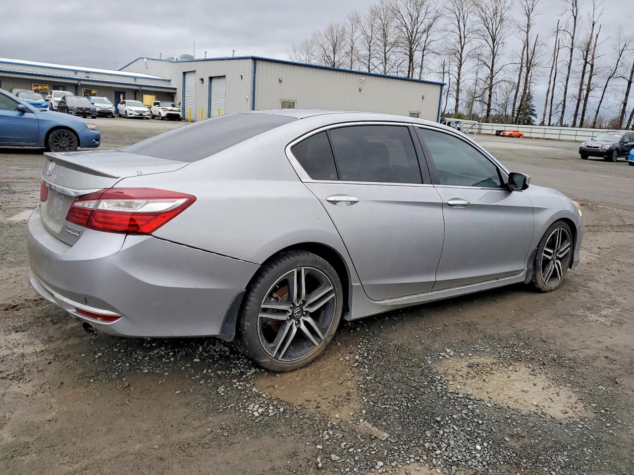 2017 HONDA ACCORD SPORT SPECIAL EDITION photo 3
