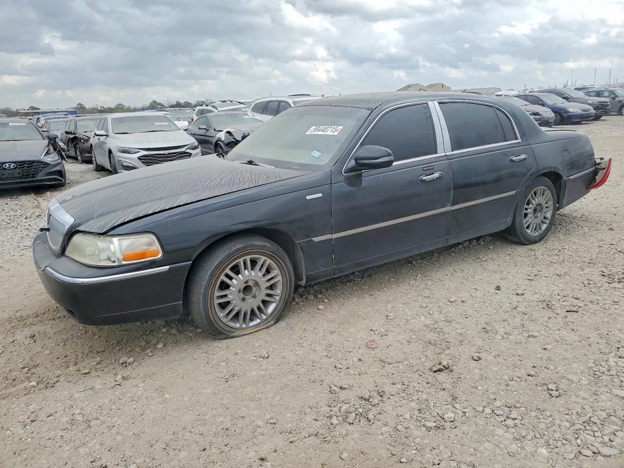 2006 LINCOLN TOWN CAR