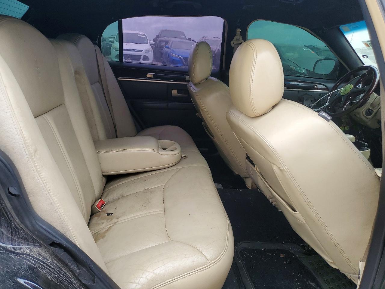 2006 LINCOLN TOWN CAR SIGNATURE LIMITED photo 10